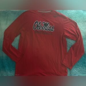 🔥 NIKE Ole Miss FOOTBALL 🏈 Long Sleeve DRI-FIT Tee Shirt RED Men's LARGE